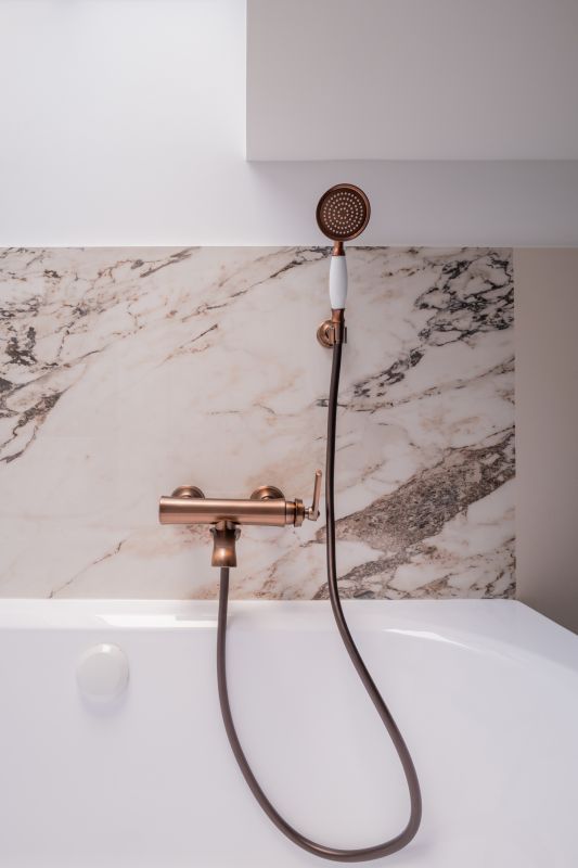 Modern Faucets and Fixtures